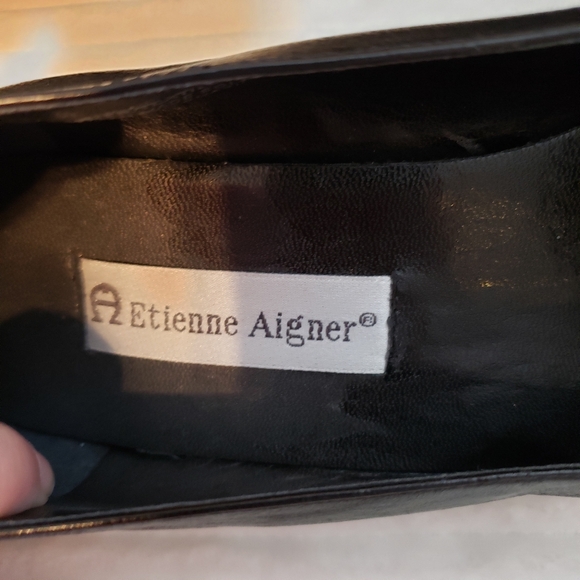 Etienne Aigner Black & Gold Logo Loafers – Women’s Size 10 NWOT - Picture 8 of 15